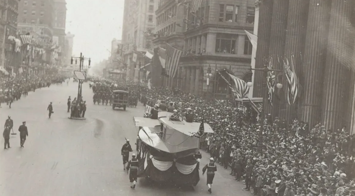 The Devastatingly Deadly 1918 Philadelphia Parade That Was Held in the Middle of a Pandemic
